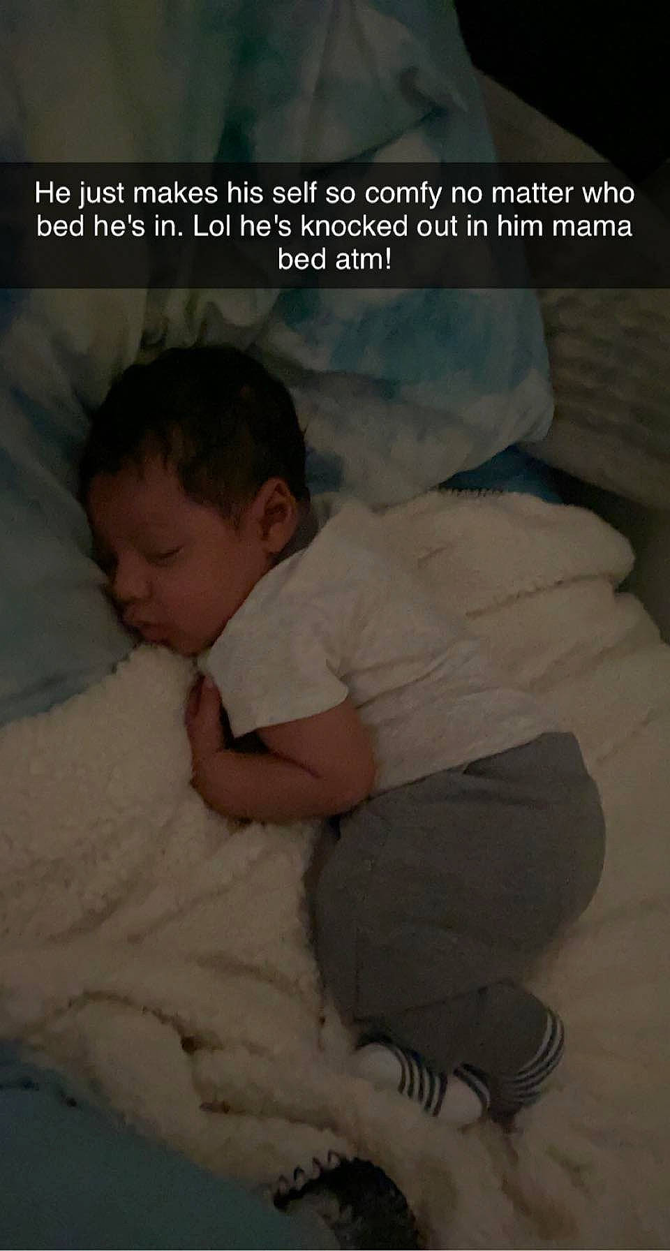 Avion is registered to the contest to win money with this photo: baby, baby_sleeping, baby_toddler_clothing, bedtime, child, comfort, facial_expression, font, happy, linens, pattern, person, photo_caption, product, room, sitting, sleeve, t_shirt, textile, toddler