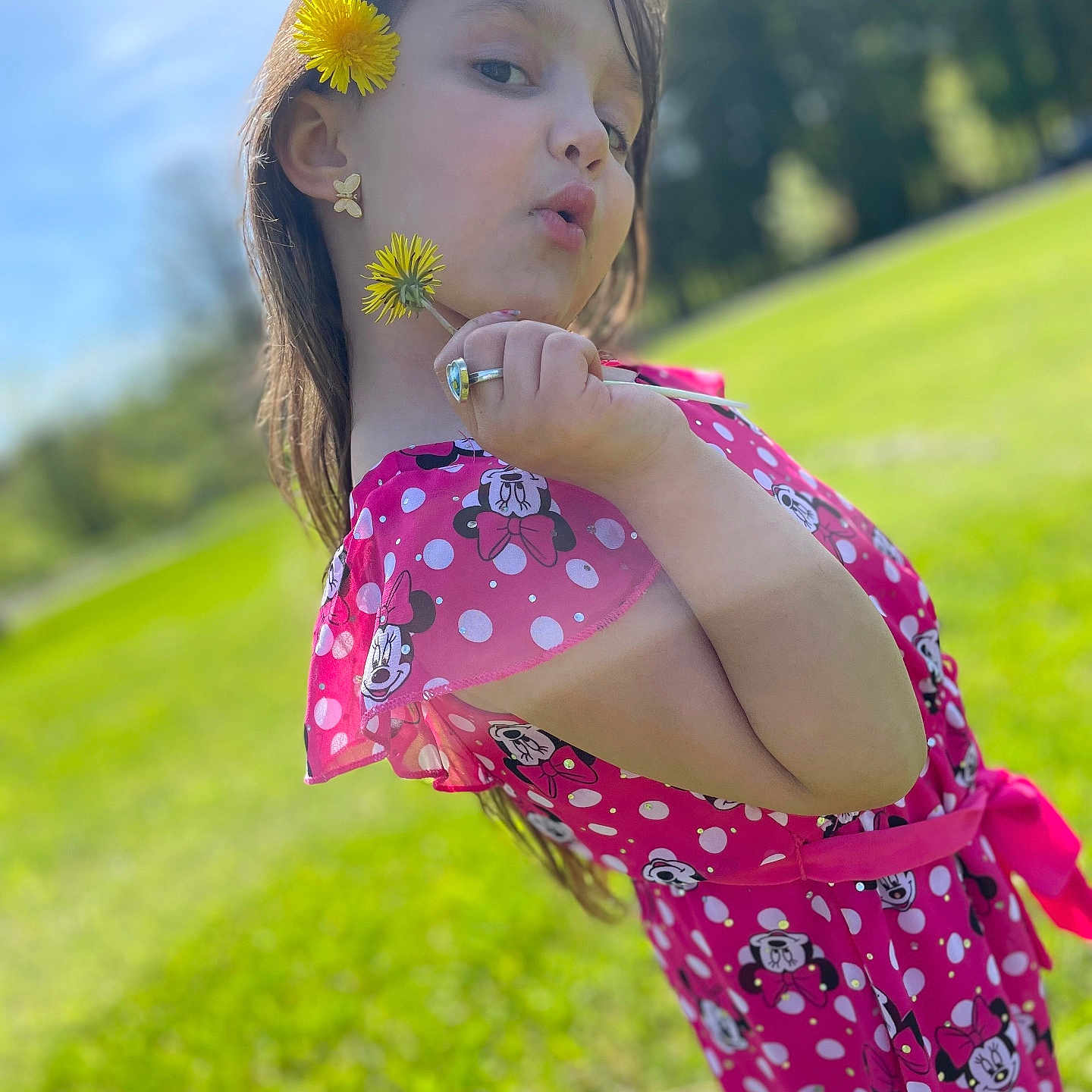 Analeya is registered to the contest to win money with this photo: bodypart, child, clothing, dress, face, female, field, finger, flower, girl, grass, grassland, hand, head, lawn, person, petal, photography, plant, portrait