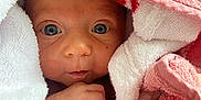 Giulia a rejoint le concours — aidez-le/la à gagner de superbes lots ! baby, child, closeup, cozy, cute, expression, eyes, face, hand, infant, newborn, person, pink, portrait, skin, soft, texture, towel, white, wrapped