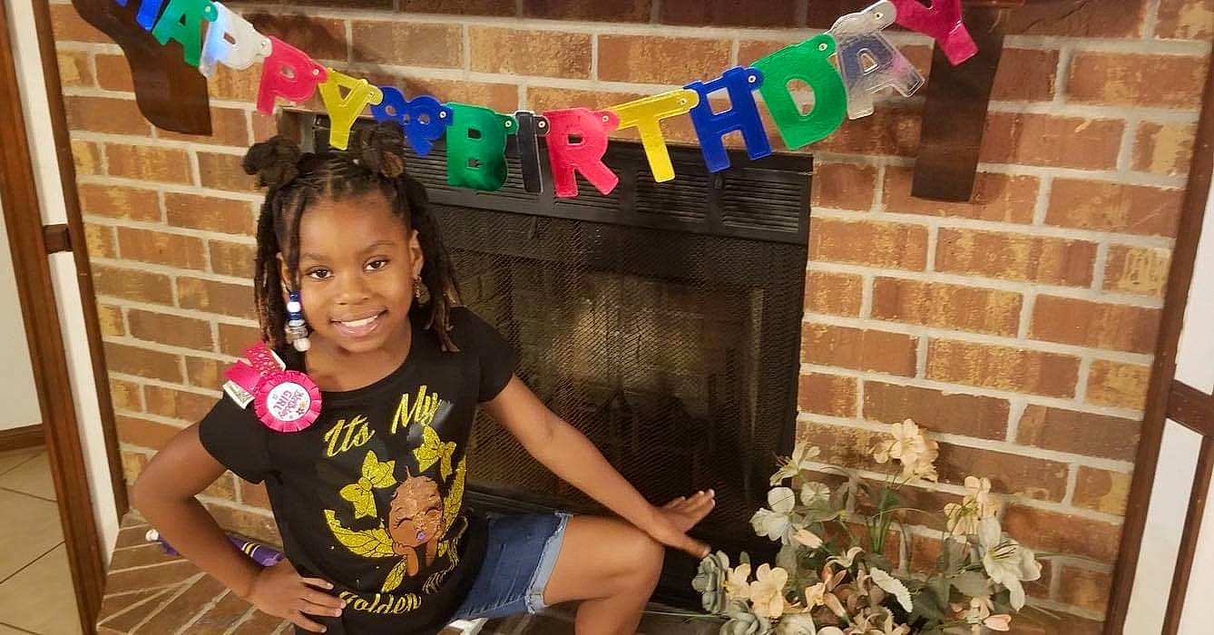 Lyriq joined the competition — help win amazing prizes! beauty, brick, child, event, facial_expression, flowerpot, fun, green, hairstyle, happy, houseplant, joy, leisure, person, photograph, pink, plant, smile, snapshot, t_shirt