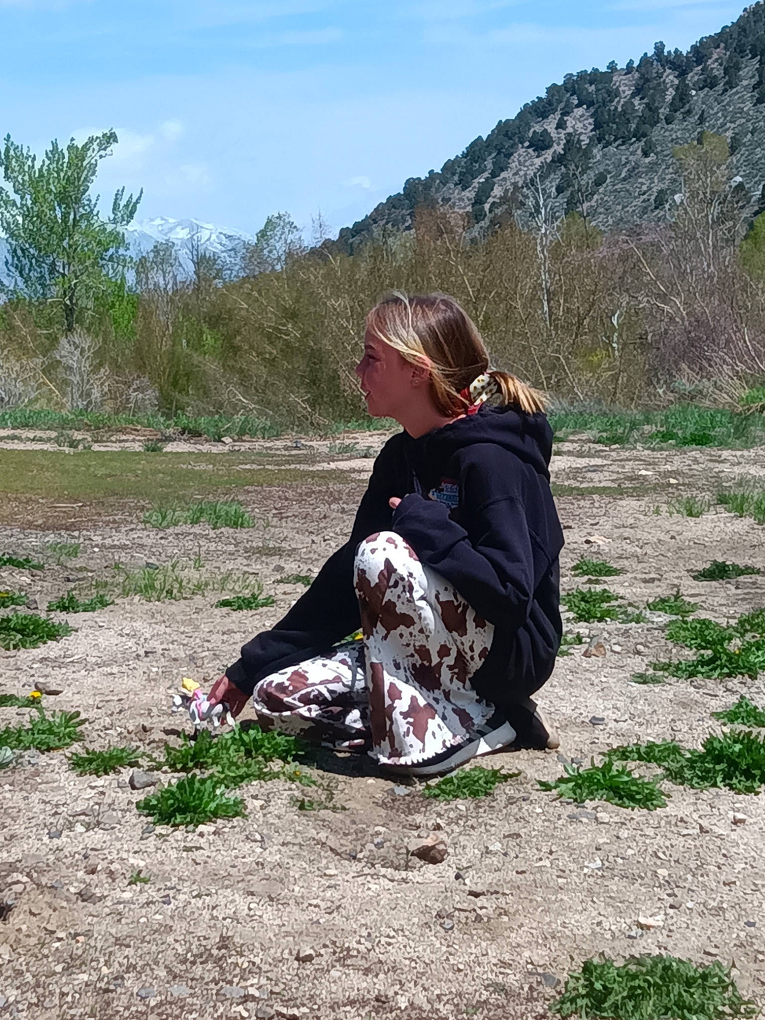 Penny is registered to the contest to win money with this photo: bag, cloud, fell, grass, grassland, happy, hill, landscape, leisure, luggage_and_bags, meadow, mountain, pasture, people_in_nature, person, plant, recreation, rock, sky, soil