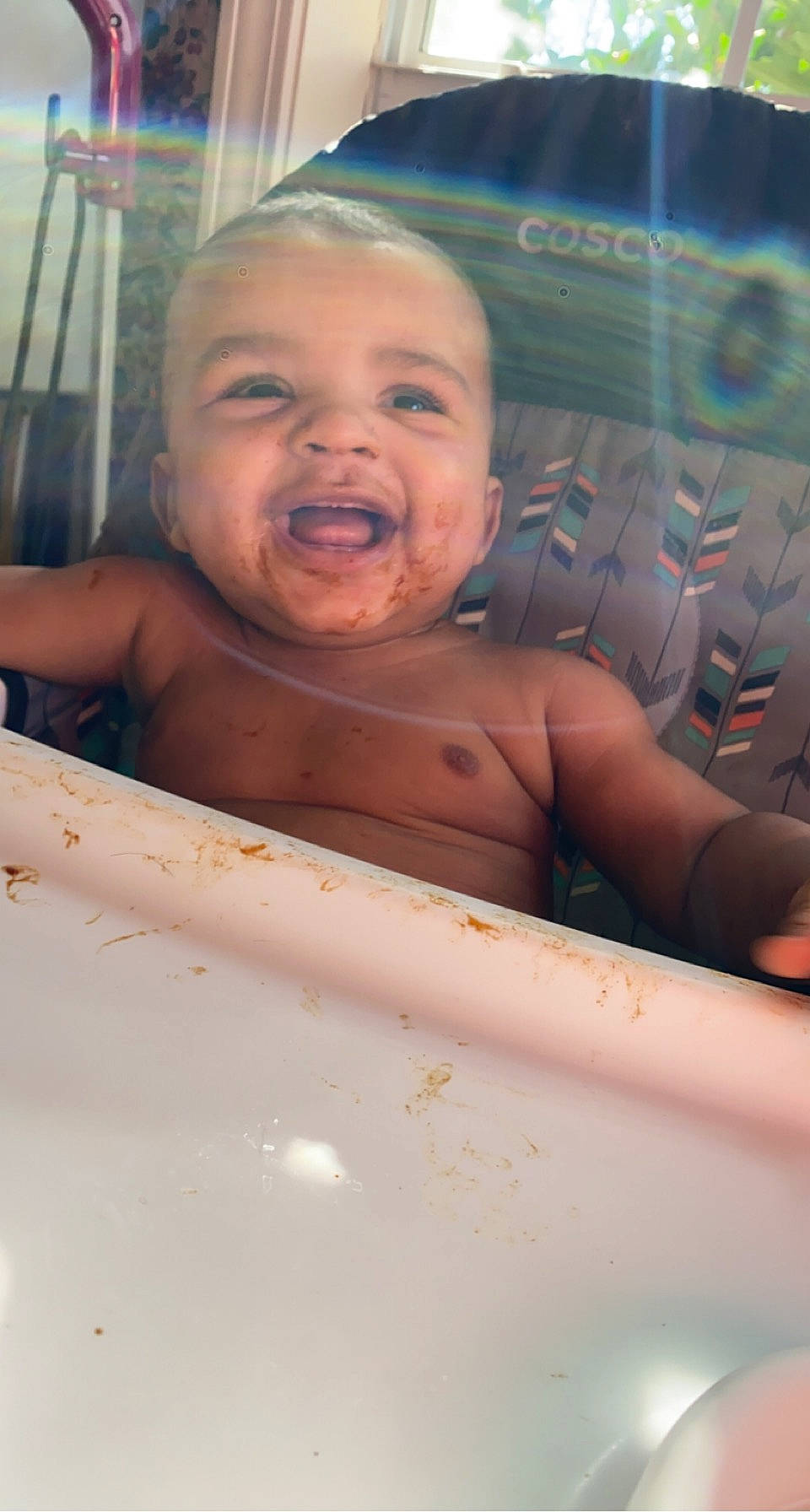 Kylen is registered to the contest to win money with this photo: cheek, chin, eye, eyebrow, eyelash, facial_expression, forehead, hair, hand, happy, head, human_body, iris, lip, mouth, muscle, nose, person, skin, smile