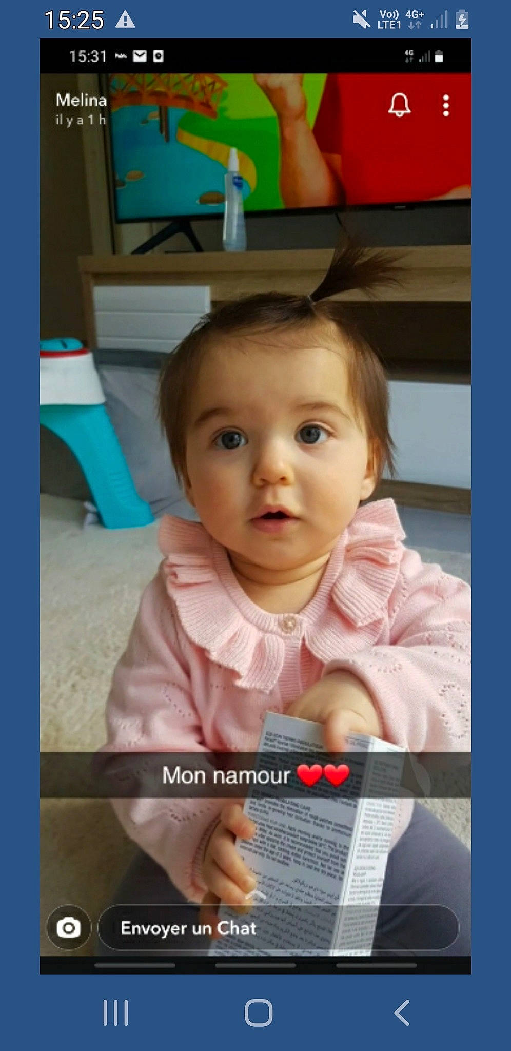 Léana participe au concours pour gagner de l'argent avec cette photo : baby, baby_toddler_clothing, cheek, child, chin, display_device, electronic_device, eyebrow, finger, fun, gesture, happy, nose, person, room, sitting, skin, smile, surprise, technology