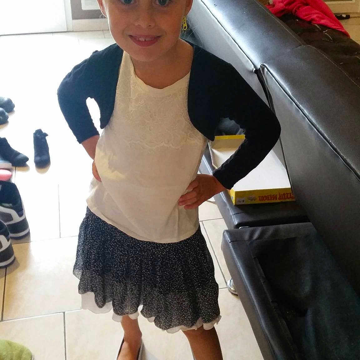 Tayssia participe au concours pour gagner de l'argent avec cette photo :