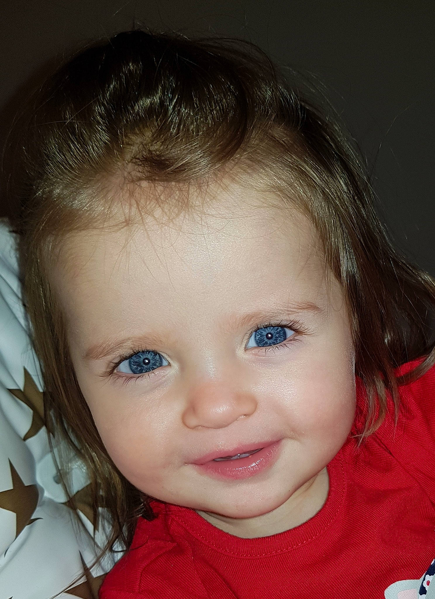 Telya participe au concours pour gagner de l'argent avec cette photo : baby, beauty, cheek, child, chin, close_up, eye, eyebrow, face, facial_expression, forehead, hair, hairstyle, head, iris, joy, lip, nose, person, skin