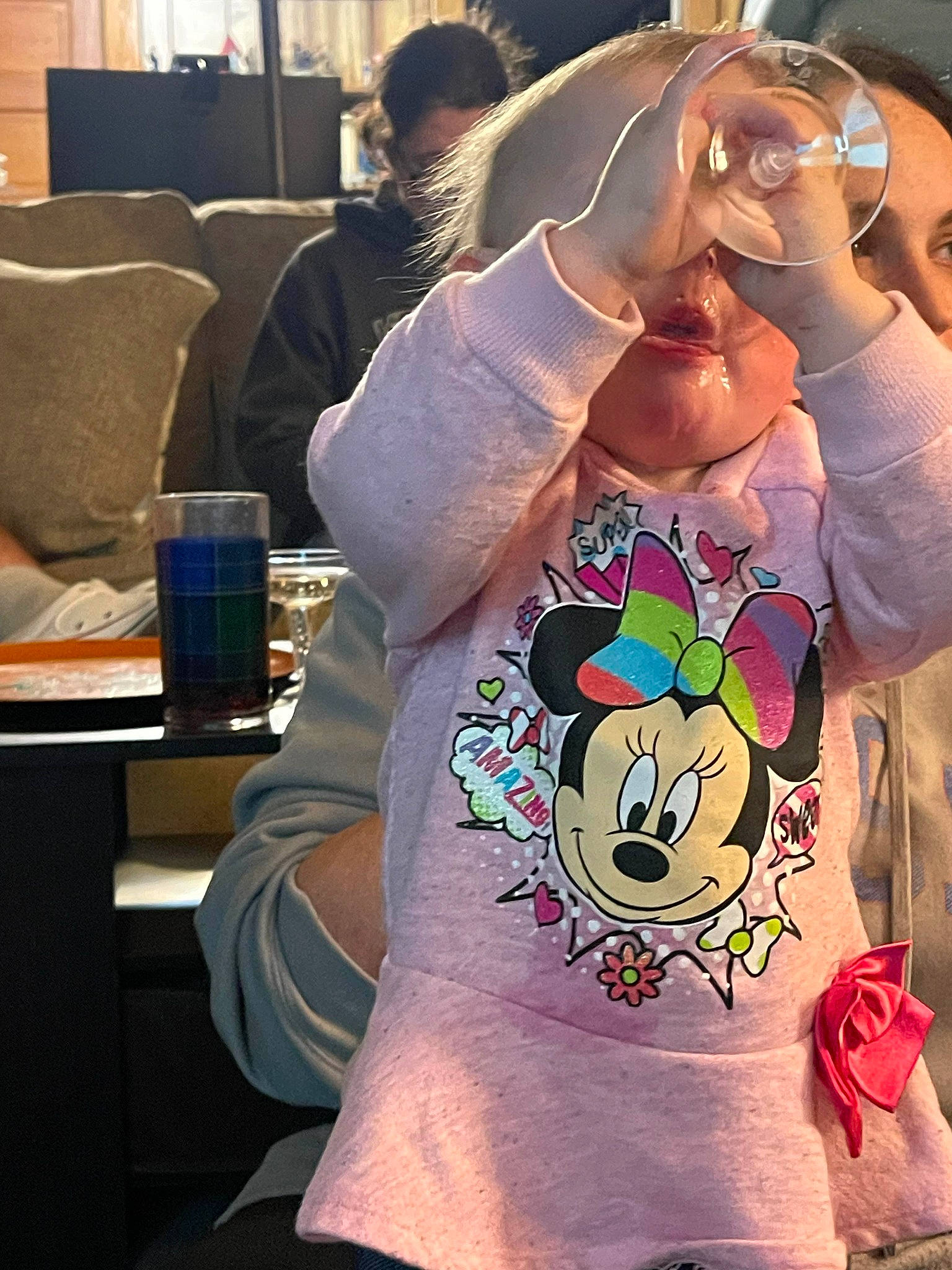 Thea is registered to the contest to win money with this photo: bag, chest, cool, elbow, eyewear, fashion, fun, gesture, hand, happy, joint, magenta, neck, pattern, person, shoulder, sleeve, t_shirt, tattoo, top