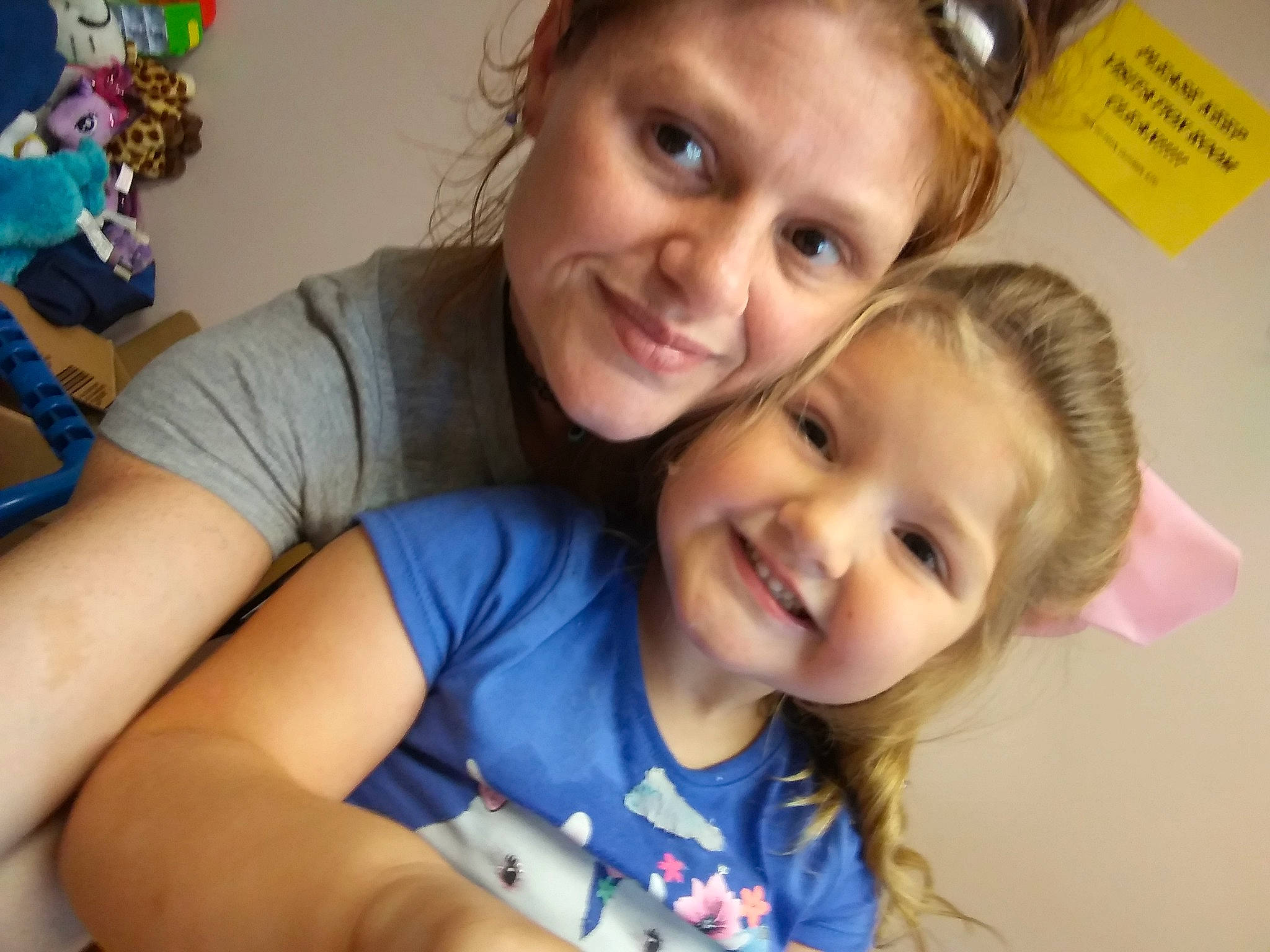 Serenity is registered to the contest to win money with this photo: baby, cheek, child, daughter, ear, face, friendship, fun, happy, joy, mother, nose, person, selfie, sibling, smile, toddler