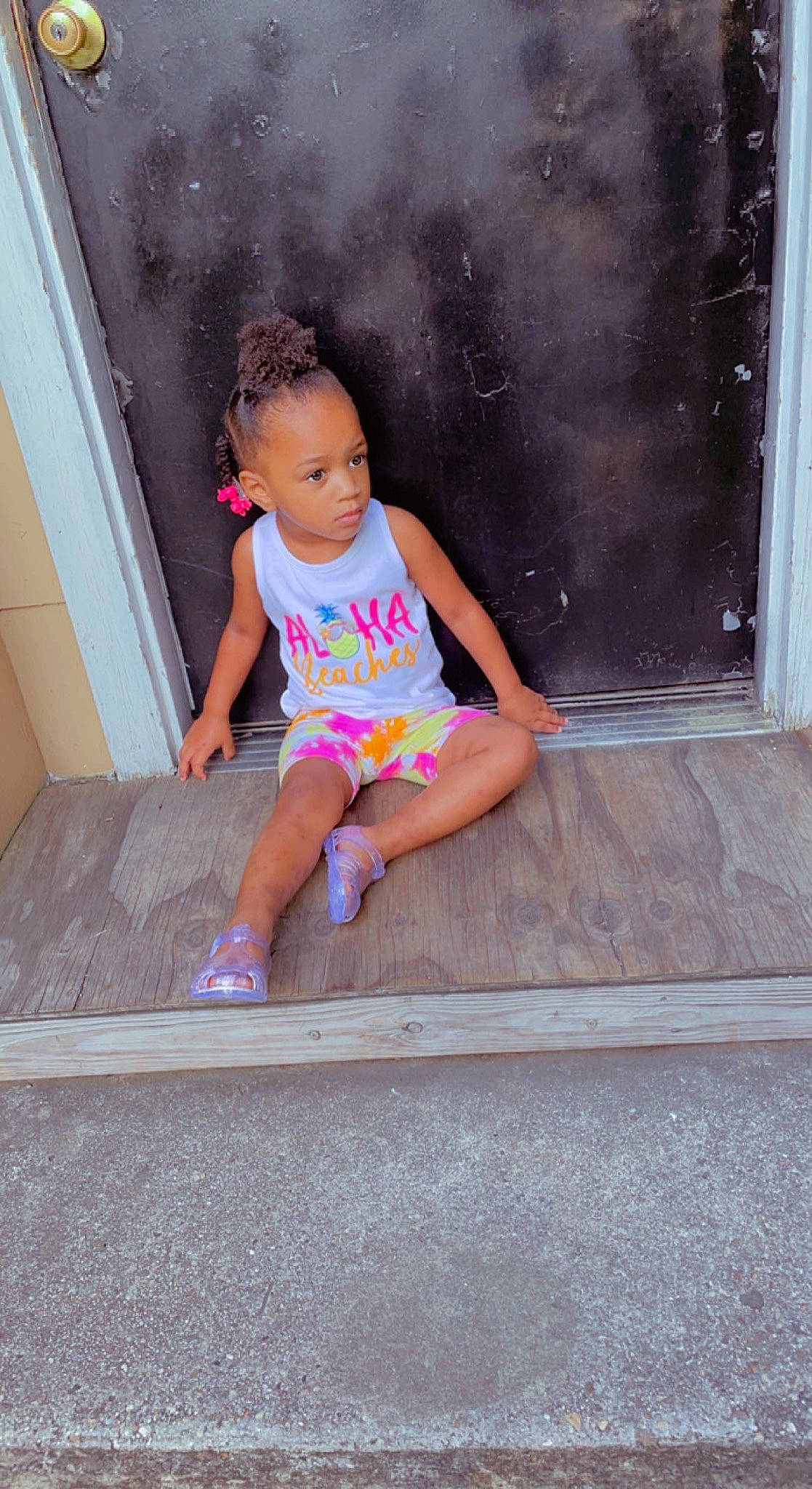 Autumn joined the competition — help win amazing prizes! baby_toddler_clothing, calf, child, electric_blue, foot, fun, human_body, human_leg, knee, leg, leisure, magenta, person, pink, sandal, shorts, sitting, t_shirt, thigh, toddler