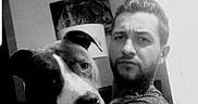 Ragnar participe au concours pour gagner de l'argent avec cette photo :