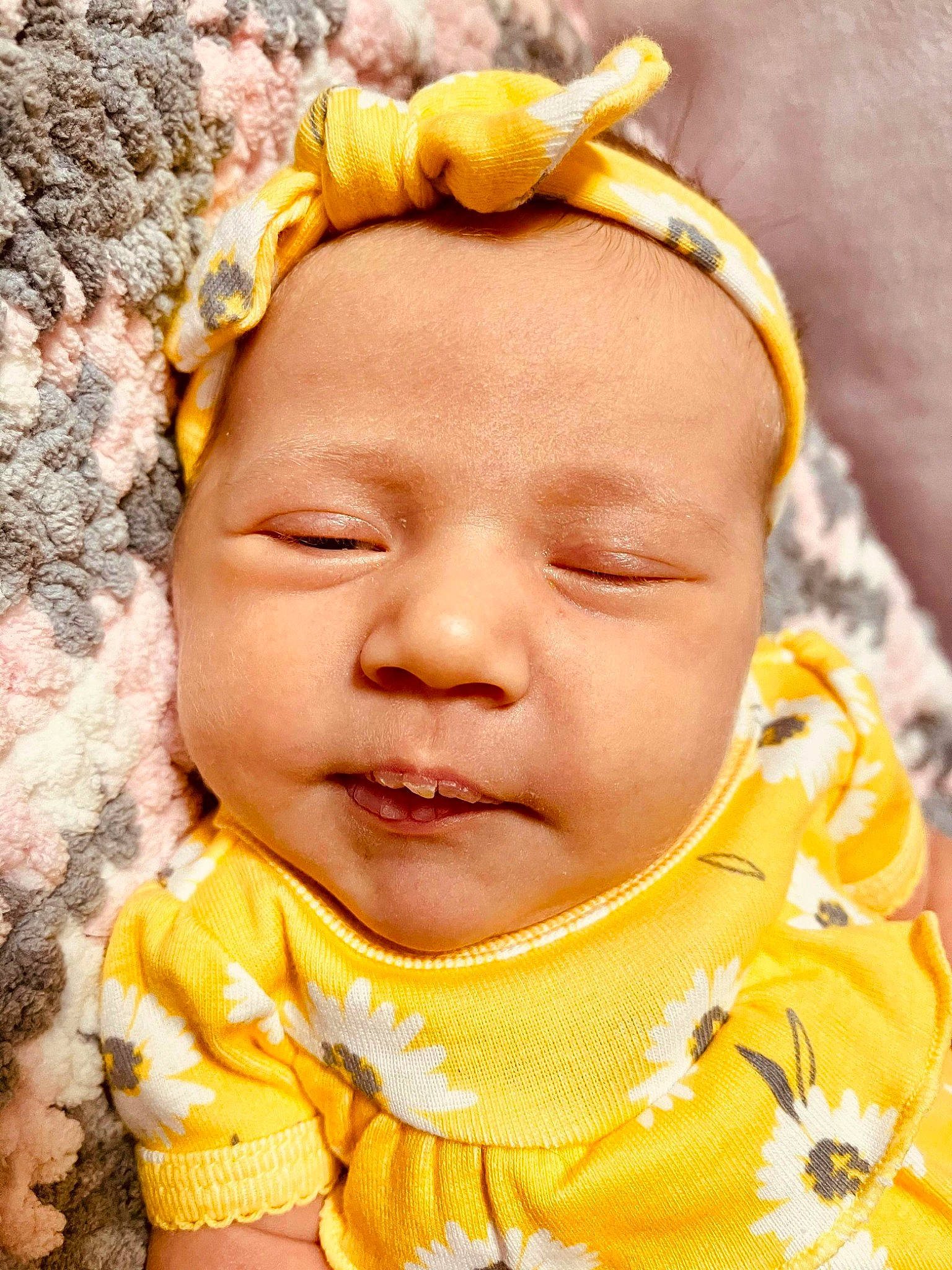 Rilee is registered to the contest to win money with this photo: baby_toddler_clothing, cheek, chin, eye, eyebrow, eyelash, happy, head, human_body, iris, lip, mouth, nose, people_in_nature, person, photograph, skin, smile, textile, white