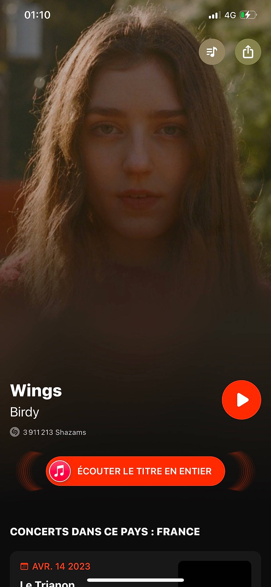 Axelle participe au concours pour gagner de l'argent avec cette photo : advertising, bangs, cg_artwork, darkness, eye, eyebrow, eyelash, facial_expression, flash_photography, font, fur, hair_coloring, layered_hair, lip, long_hair, person, photo_caption, portrait_photography, poster, step_cutting