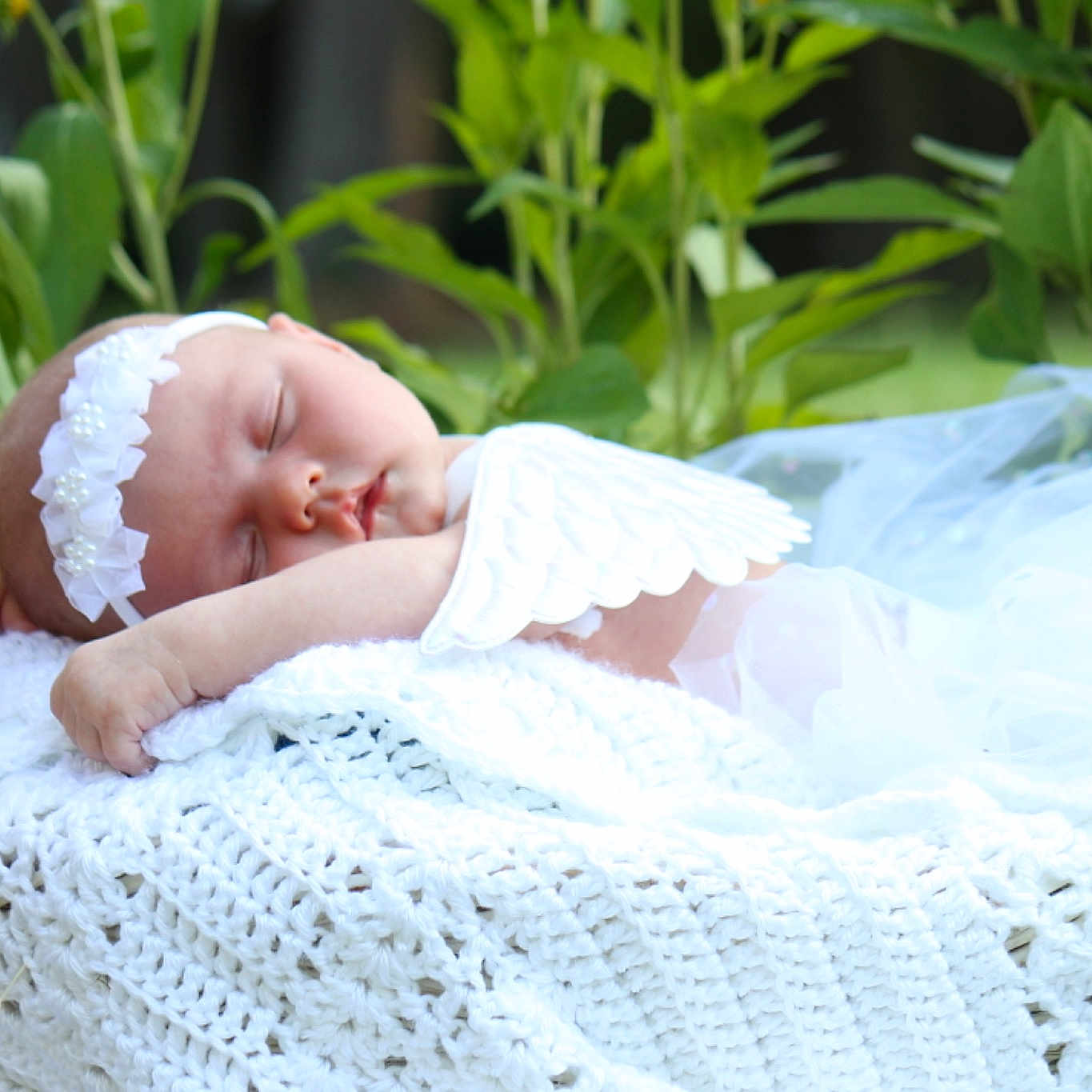 Henley joined the competition — help win amazing prizes! baby, baby_toddler_clothing, child, comfort, embellishment, facial_expression, fashion_accessory, flash_photography, grass, happy, hat, headgear, linens, pattern, people_in_nature, plant, portrait_photography, sitting, skin, toddler
