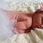 Harper Grace is registered to the contest to win money with this photo: