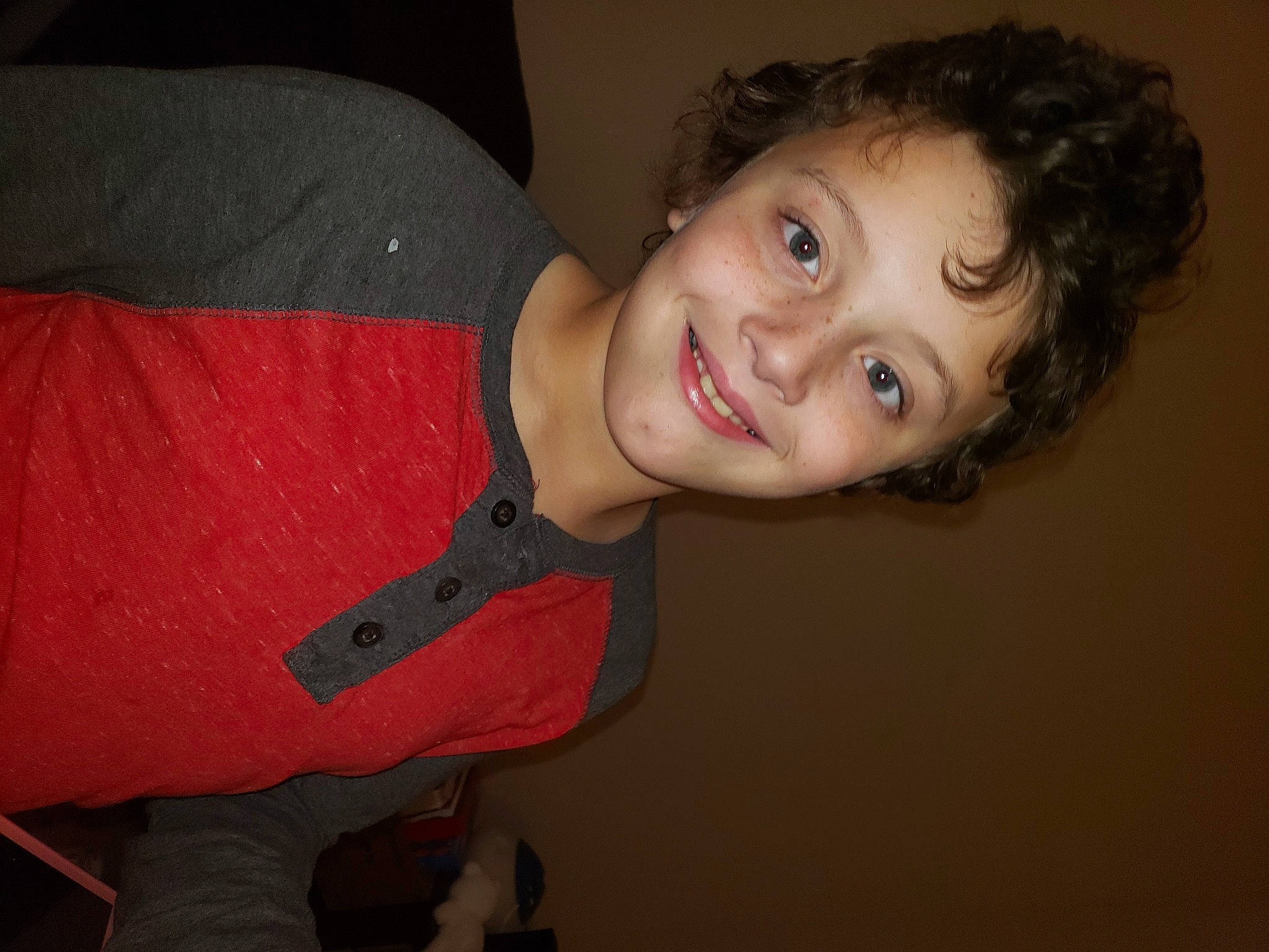 Xavier is registered to the contest to win money with this photo: cheek, chest, child, elbow, eye, eyebrow, flash_photography, fun, happy, iris, jaw, joy, lip, mouth, neck, nose, person, skin, sleeve, smile