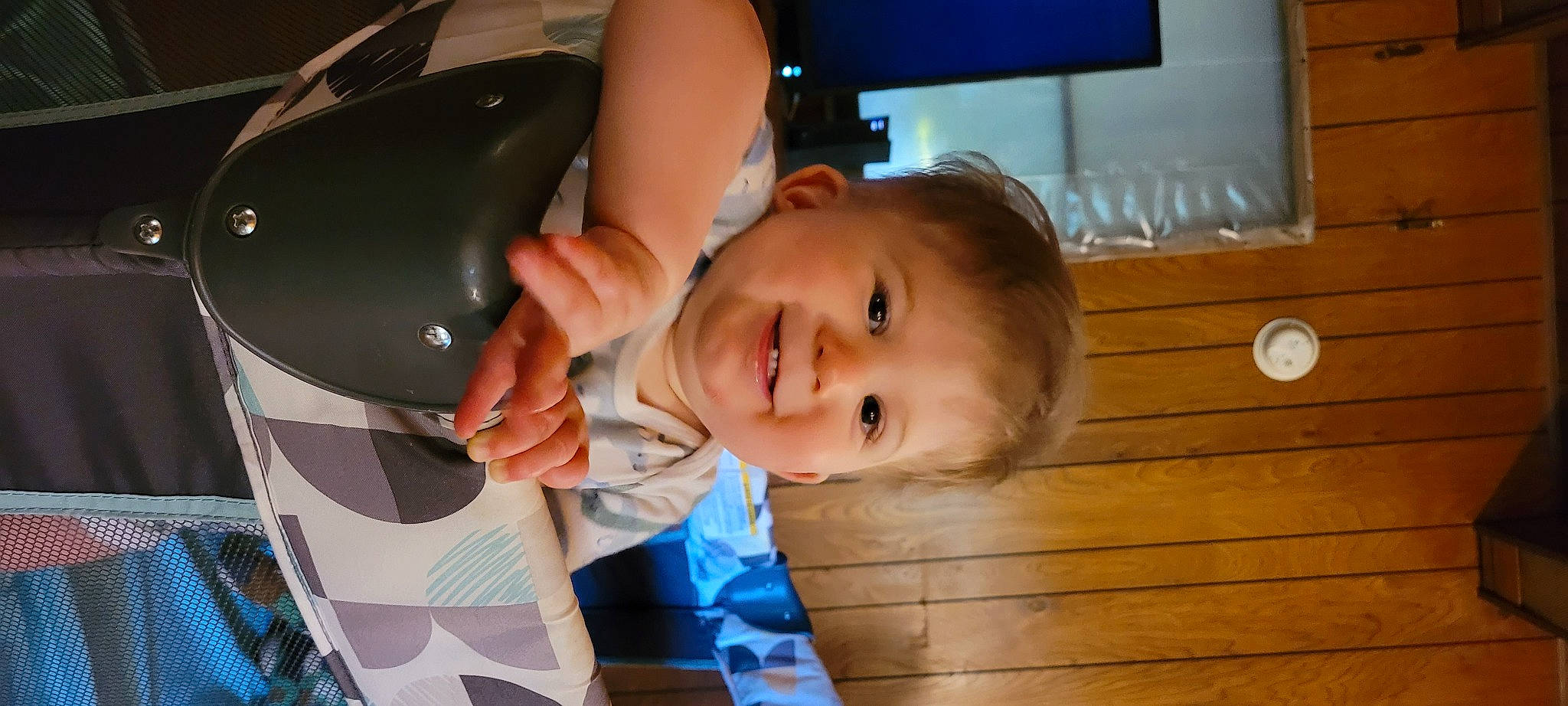 Levi is registered to the contest to win money with this photo: baby_toddler_clothing, cheek, child, eyelash, finger, fun, gesture, hairstyle, hand, happy, iris, joy, mouth, nose, person, skin, smile, television, thumb, toddler