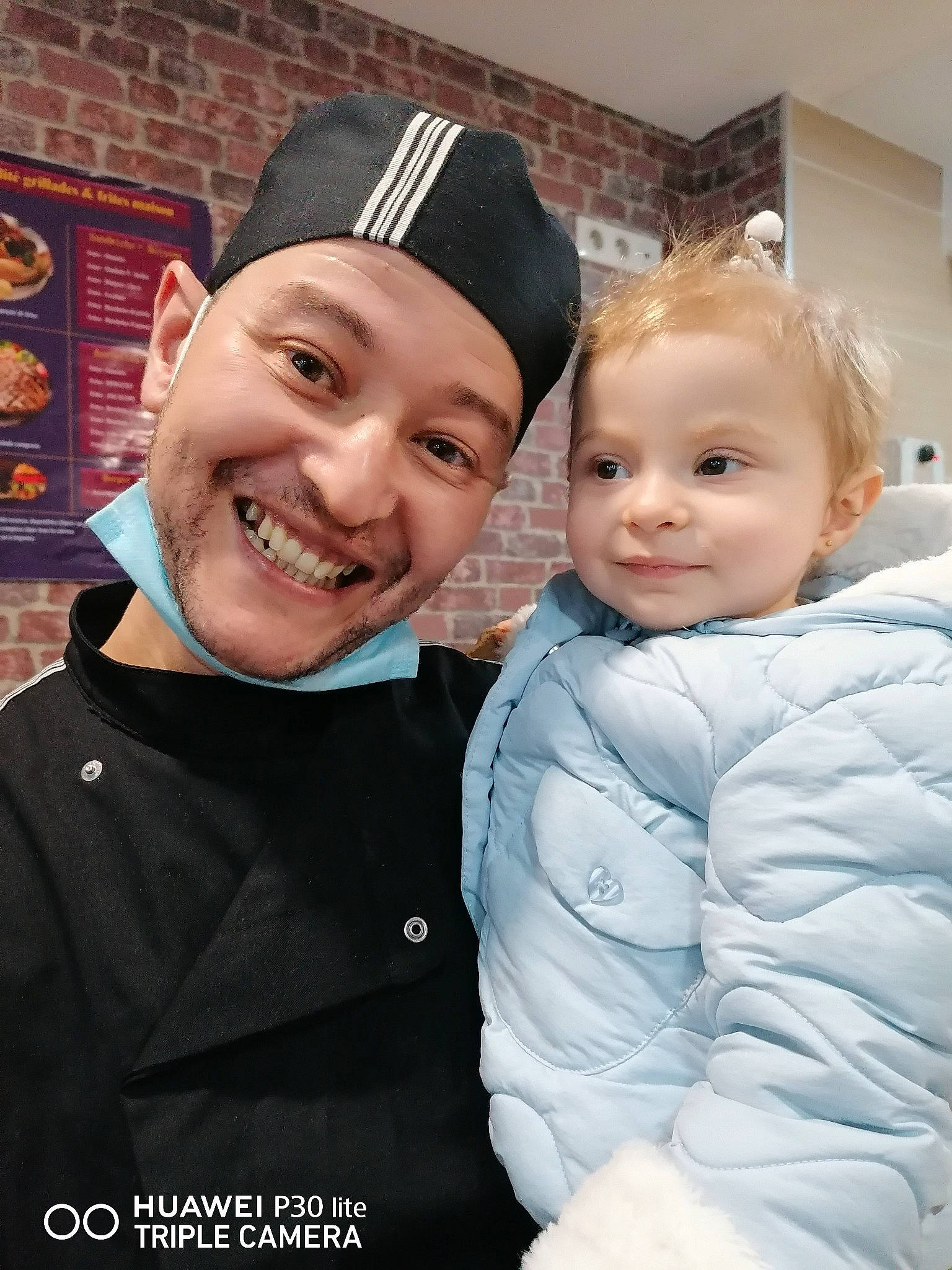 Nellya participe au concours pour gagner de l'argent avec cette photo : baby, baby_toddler_clothing, cap, child, event, facial_expression, flash_photography, fun, fur, gesture, happy, headwear, joy, laugh, outerwear, person, portrait_photography, skin, sleeve, smile