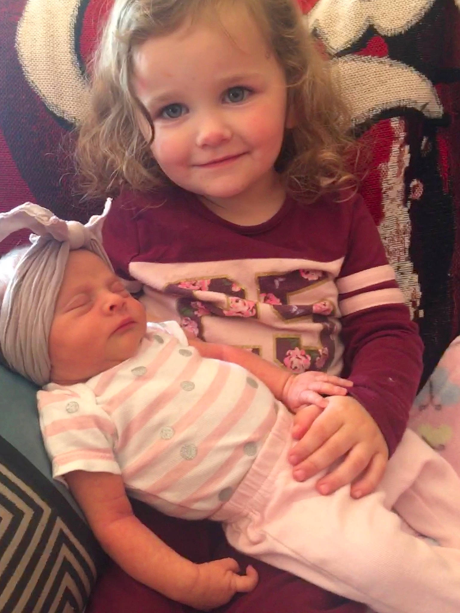 Kaidynce is registered to the contest to win money with this photo: baby, baby_products, baby_toddler_clothing, cheek, child, christmas, comfort, joy, lap, nose, person, skin, toddler