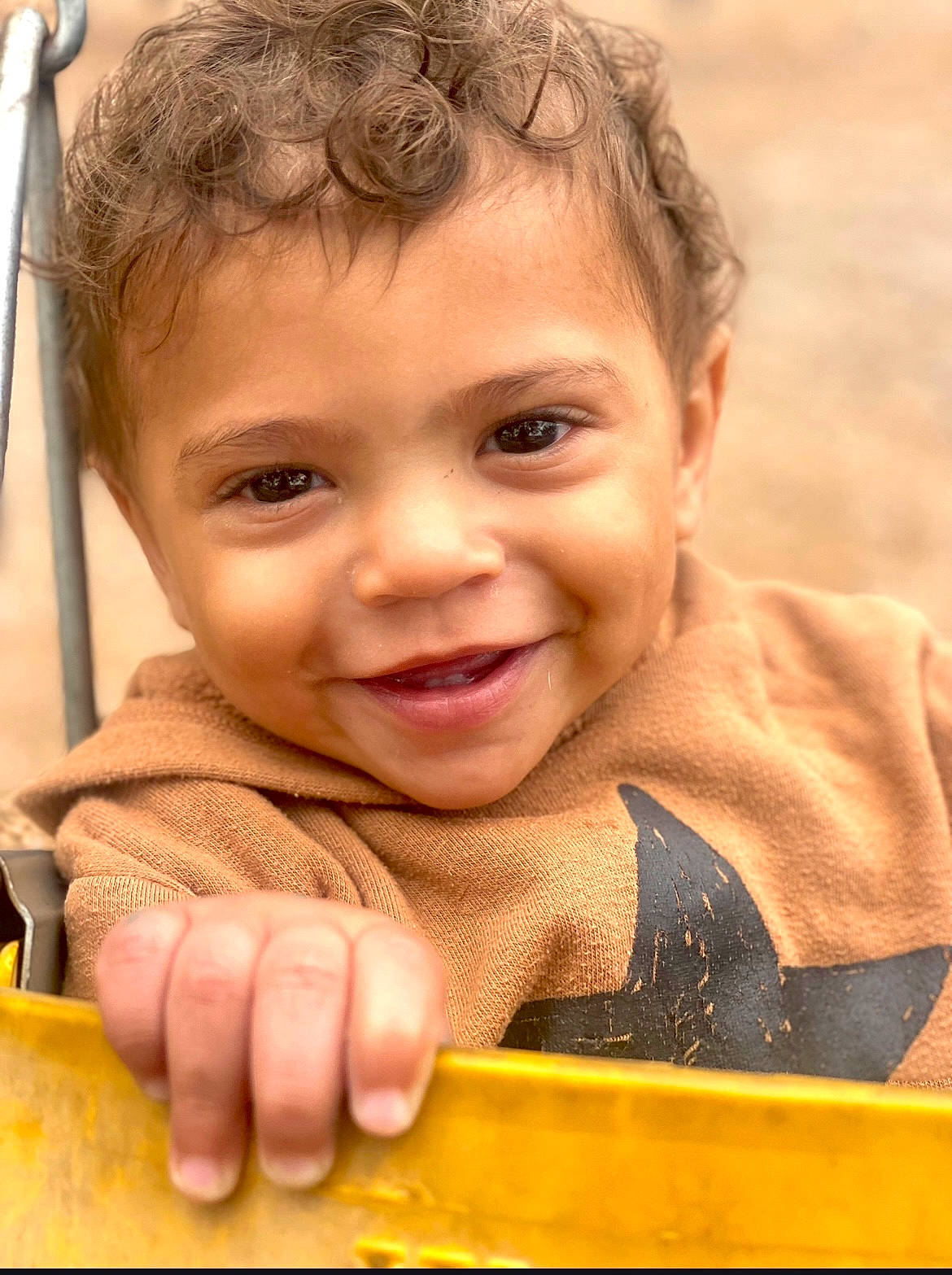 Kairos is registered to the contest to win money with this photo: baby, cheek, child, chin, eyebrow, facial_expression, finger, forehead, fun, gesture, happy, head, iris, joy, lip, mouth, nose, person, skin, smile