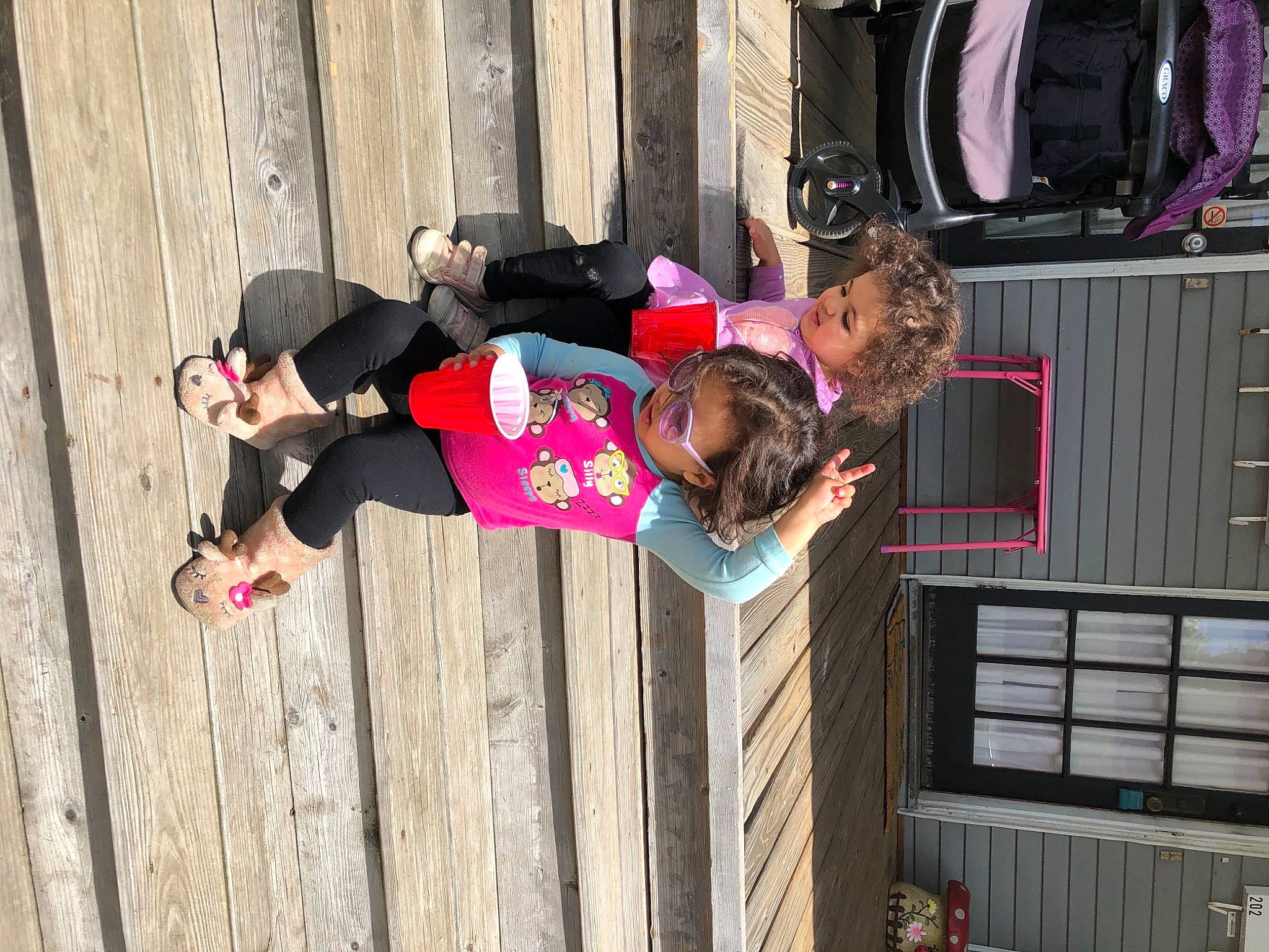 Nazareth is registered to the contest to win money with this photo: child, fun, person, pink