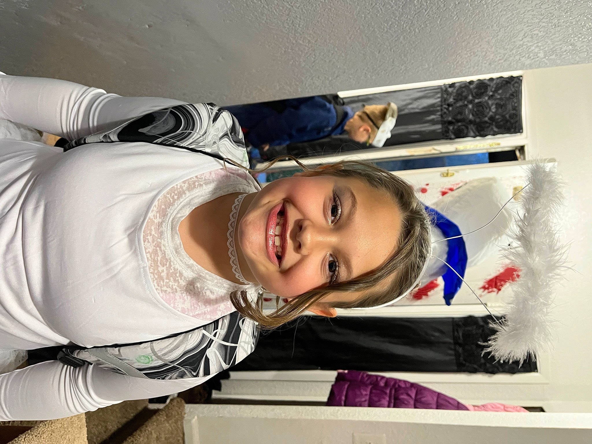 Kayla is registered to the contest to win money with this photo: abdomen, comfort, eyelash, eyewear, fun, happy, joy, person, room, smile, sunglasses