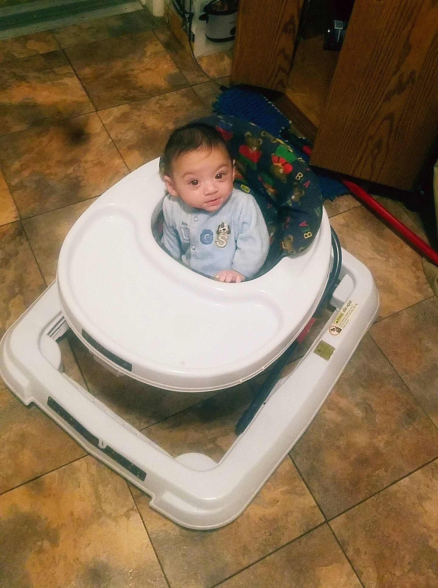 Fernando is registered to the contest to win money with this photo: child, person, product