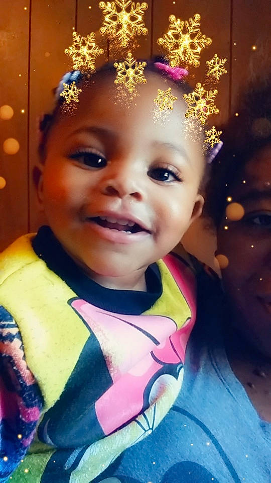 Kaylor is registered to the contest to win money with this photo: baby, cheek, child, eyebrow, face, fashion_accessory, forehead, fun, hair, hair_accessory, happy, head, lip, nose, person, selfie, skin, smile, toddler