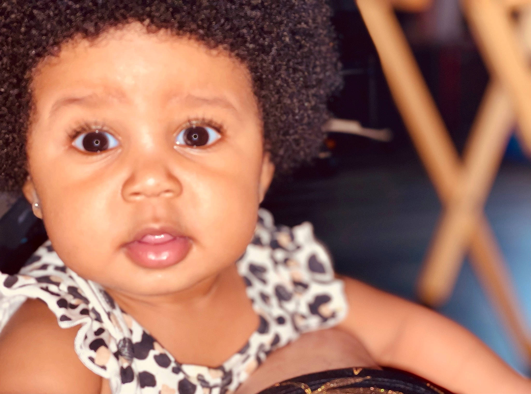 Adira is registered to the contest to win money with this photo: afro, cheek, chin, ear, eye, eyebrow, eyelash, facial_expression, forehead, hairstyle, happy, head, headgear, human, iris, jheri_curl, lip, nose, organ, person