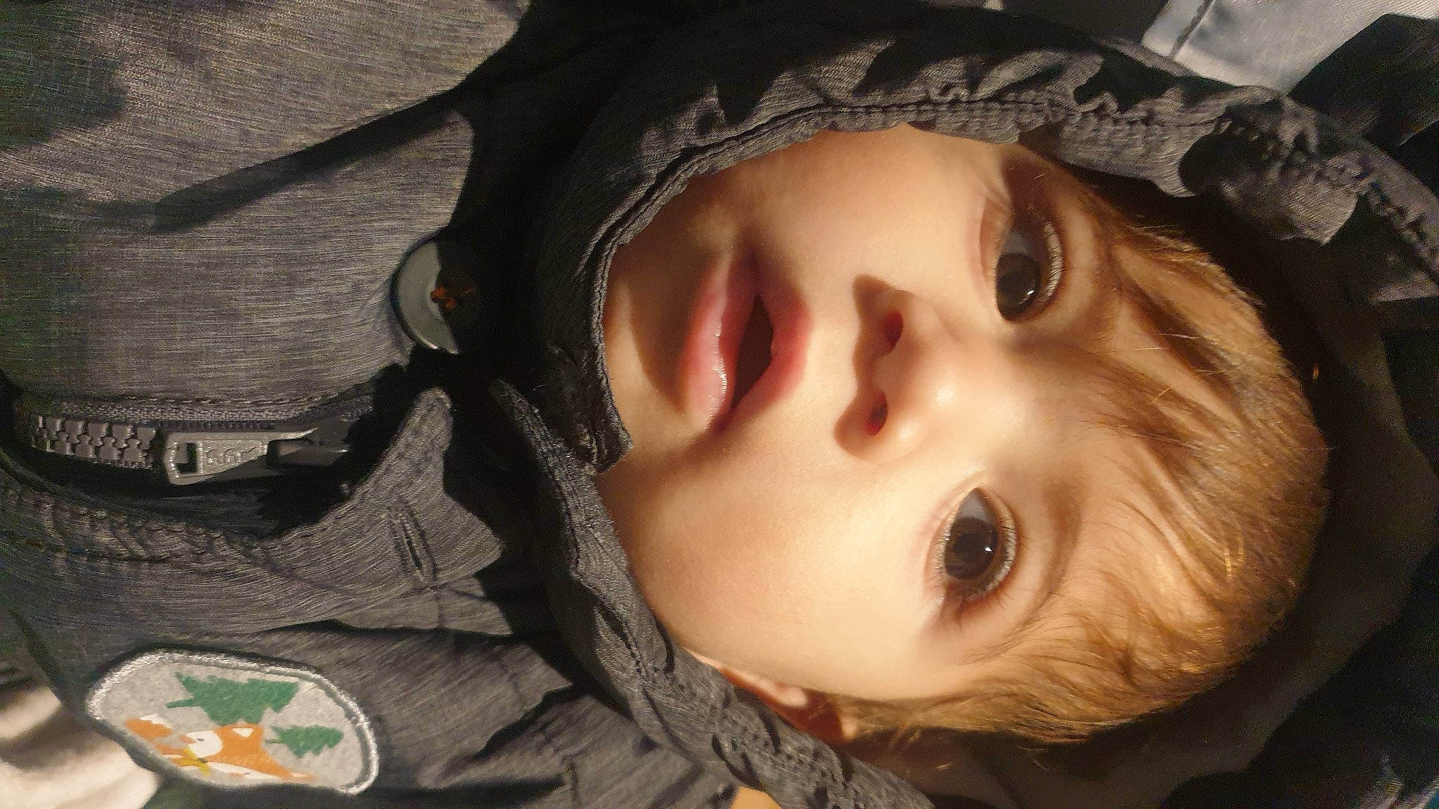 Amine participe au concours pour gagner de l'argent avec cette photo : cheek, chin, clothing, ear, eye, eyebrow, eyelash, face, flash_photography, forehead, head, headgear, human_body, iris, lip, mouth, neck, nose, person, skin