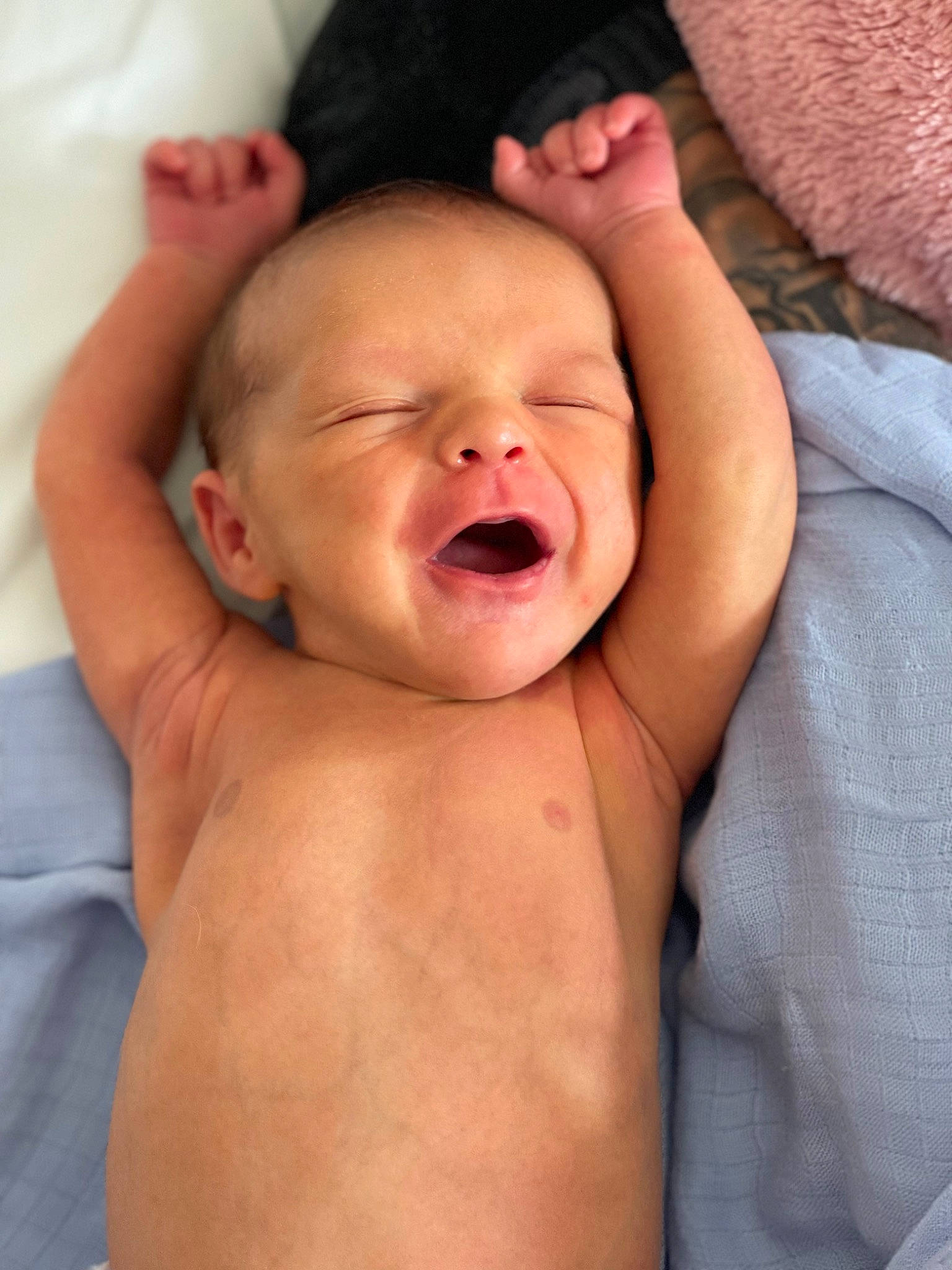 Collin is registered to the contest to win money with this photo: baby, cheek, ear, eye, eyebrow, eyelash, face, finger, forehead, gesture, hair, happy, head, human_body, jaw, lip, mouth, neck, nose, person