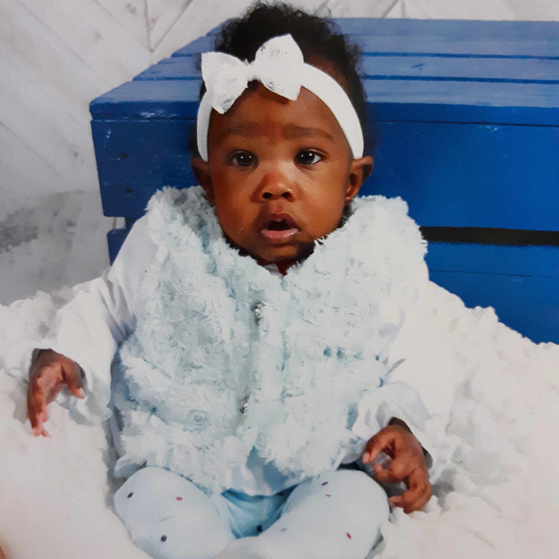 Caleesi is registered to the contest to win money with this photo: baby, cheek, child, eye, forehead, hair_accessory, head, headgear, person, skin, smile, toddler, white