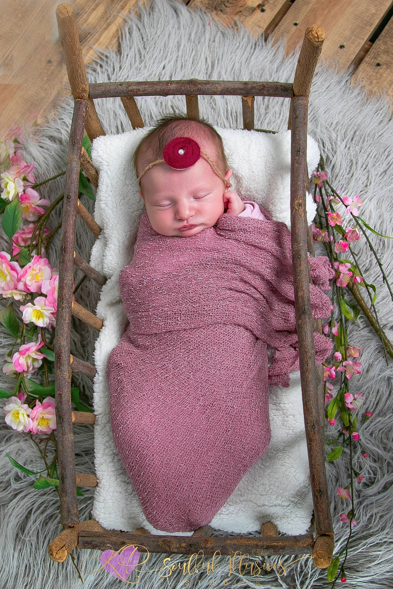 Khalie is registered to the contest to win money with this photo: art, baby, child, knitting, person, pink, plant, toddler, wool, woolen
