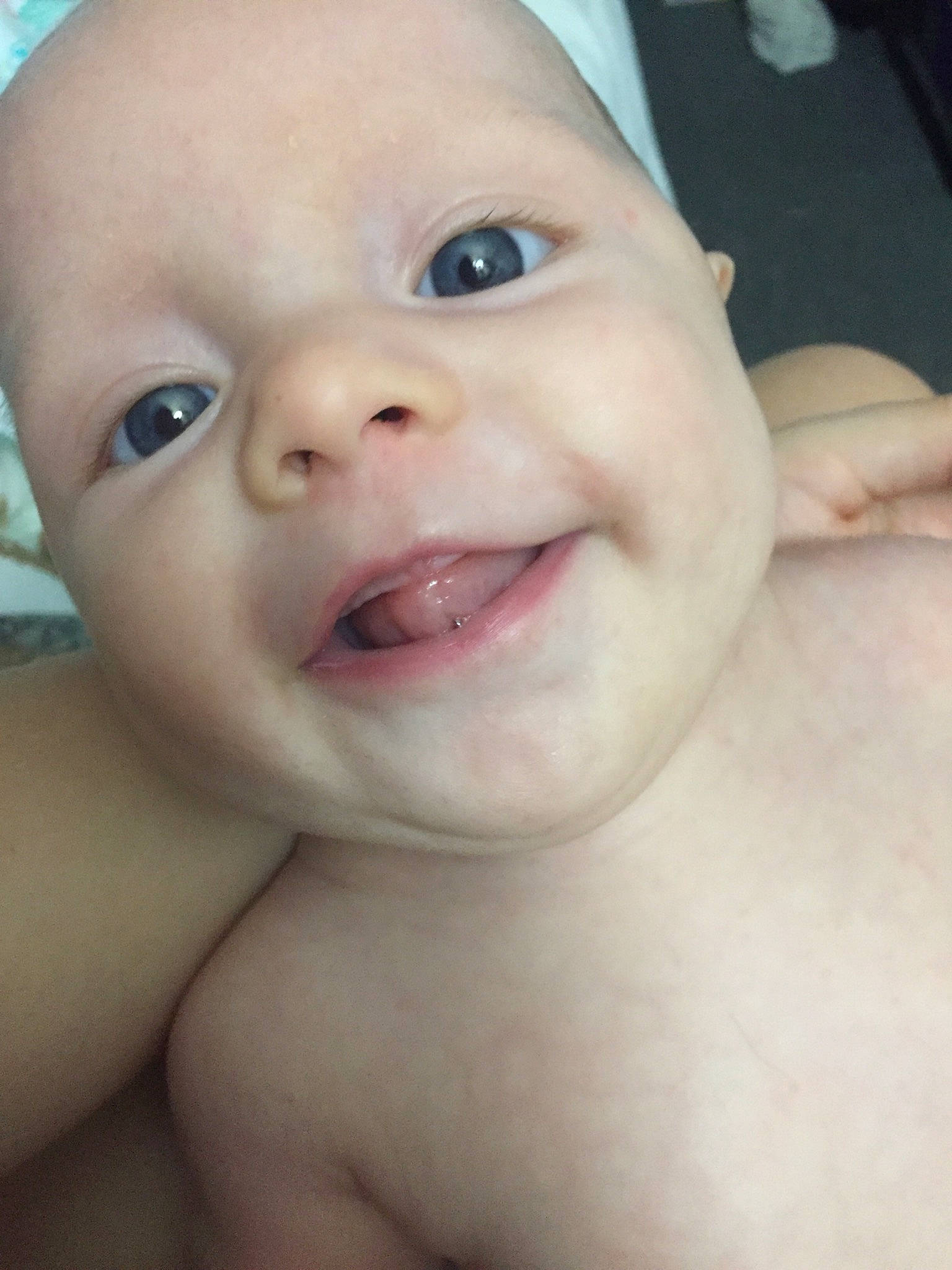 Layla is registered to the contest to win money with this photo: cheek, child, chin, close_up, ear, eye, eyebrow, face, finger, forehead, head, infant, jaw, lip, mouth, neck, nose, person, skin, smile