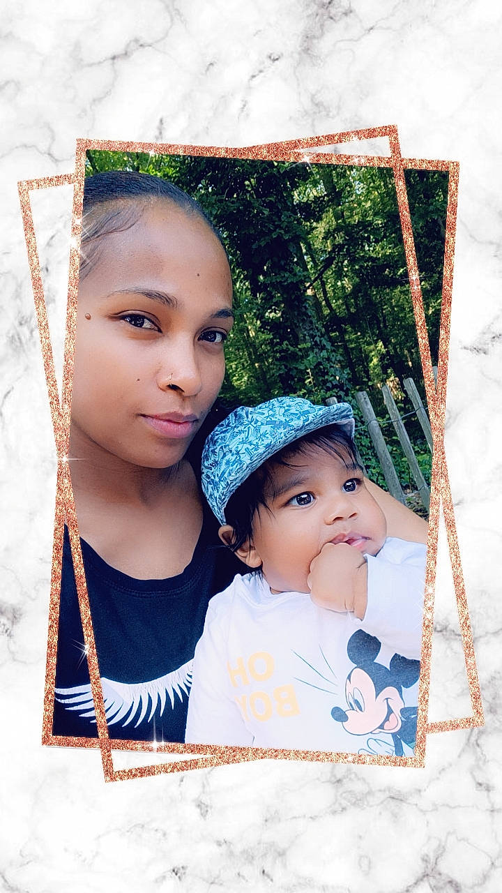 Brayden participe au concours pour gagner de l'argent avec cette photo : baby, cap, child, cool, eye, face, facial_expression, fashion_accessory, flash_photography, fun, happy, headwear, jewellery, leisure, necklace, person, photograph, portrait_photography, skin, stock_photography