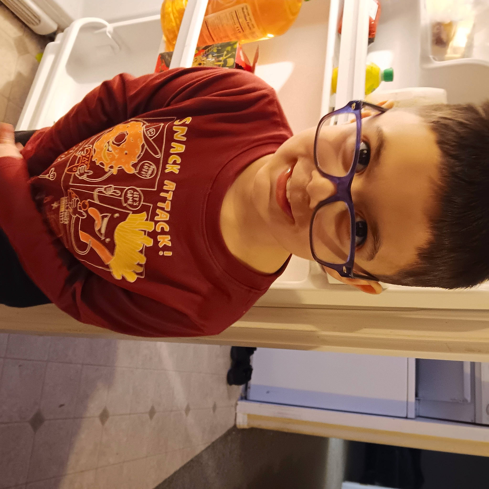 Kingston joined the competition — help win amazing prizes! elbow, eyewear, fun, hat, joy, person, room, sleeve, smile, t_shirt, vision_care, wood