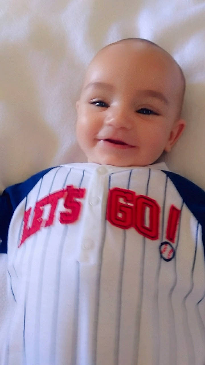 Leelynn is registered to the contest to win money with this photo: baby, cheek, child, forehead, person, product, sleeve, smile, toddler