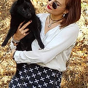 Holly a rejoint le concours — aidez-le/la à gagner de superbes lots ! fur, girl, pattern, product