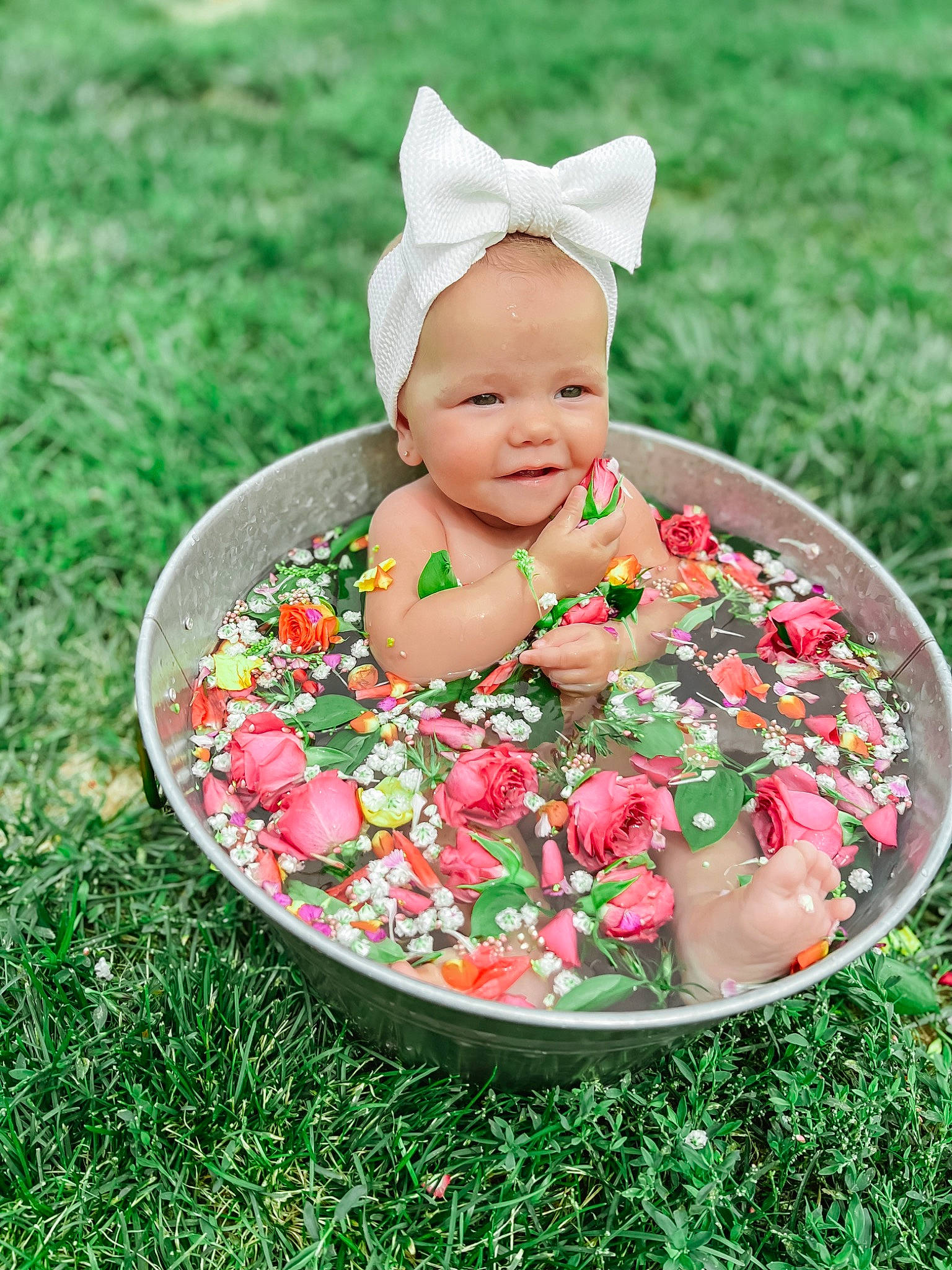 Elleri joined the competition — help win amazing prizes! annual_plant, baby, baby_laughing, baby_toddler_clothing, child, flower, flowering_plant, fun, garden, grass, groundcover, happy, laugh, people_in_nature, person, petal, plant, portrait_photography, rose_family, smile