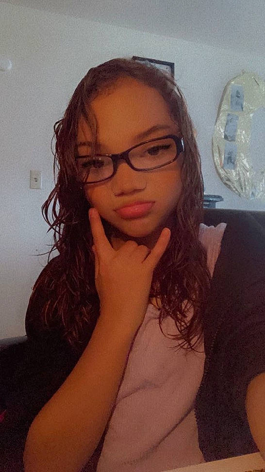 Tatyanni is registered to the contest to win money with this photo: arm, cheek, chin, ear, eyebrow, eyelash, eyewear, flash_photography, forehead, glasses, hair, human_body, jaw, lip, mouth, neck, nose, person, shoulder, skin