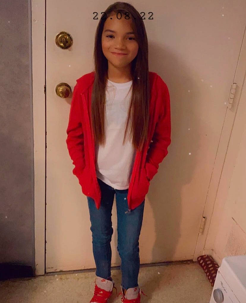 Tatyanni joined the competition — help win amazing prizes! beauty, blazer, clothing, electric_blue, happy, human_leg, joy, knee, long_hair, magenta, neck, pattern, person, pink, red, sleeve, smile, standing, thigh, trunk