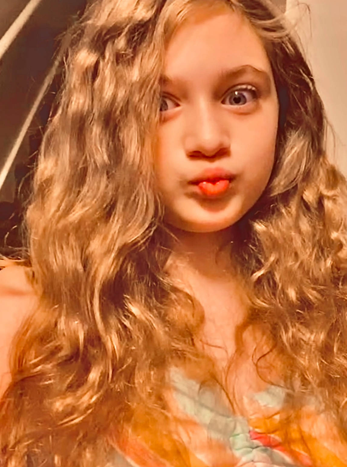 Kennedy is registered to the contest to win money with this photo: beauty, black_hair, chin, eyebrow, eyelash, face, flash_photography, hair, hairstyle, head, layered_hair, lip, lipstick, liver, makeover, neck, organ, person, ringlet, step_cutting