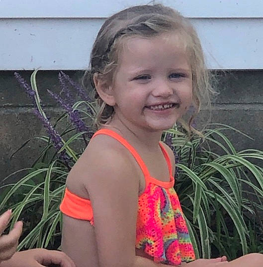 Brooklynn joined the competition — help win amazing prizes! child, child_model, facial_expression, fun, happy, joy, person, smile, summer, toddler, tooth, vacation
