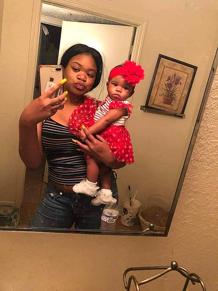 Alaysia is registered to the contest to win money with this photo: abdomen, bathroom, dress, event, fashion_design, flash_photography, hand, happy, hat, headwear, human_body, joint, mirror, muscle, person, picture_frame, shoulder, tableware, textile, thigh