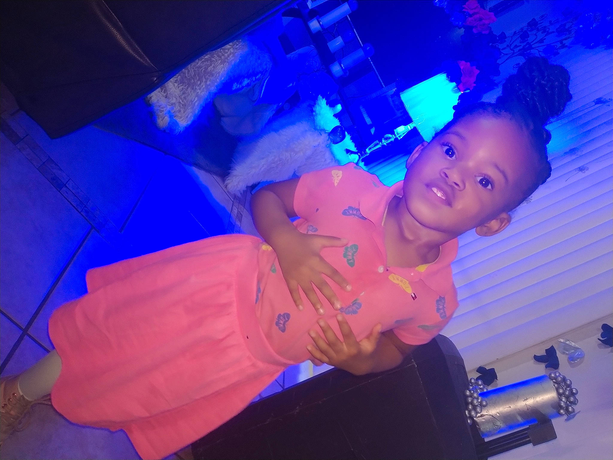 Alaysia is registered to the contest to win money with this photo: blue, elbow, electric_blue, entertainment, event, flash_photography, fun, leisure, magenta, music, music_artist, performance, performing_arts, person, plant, purple, room, space, tree, violet