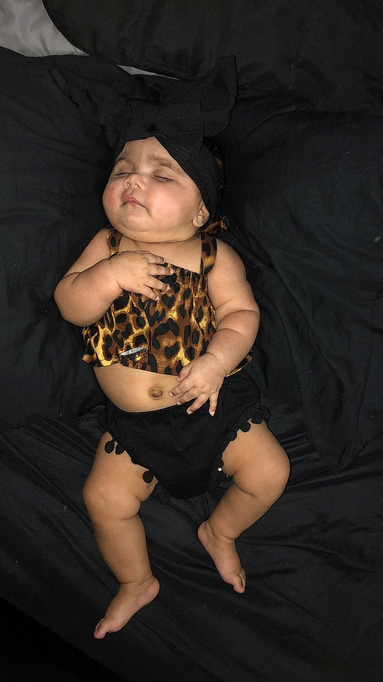 Amyra is registered to the contest to win money with this photo: abdomen, arm, baby, child, human_body, leg, person, stomach, thigh, toddler, trunk