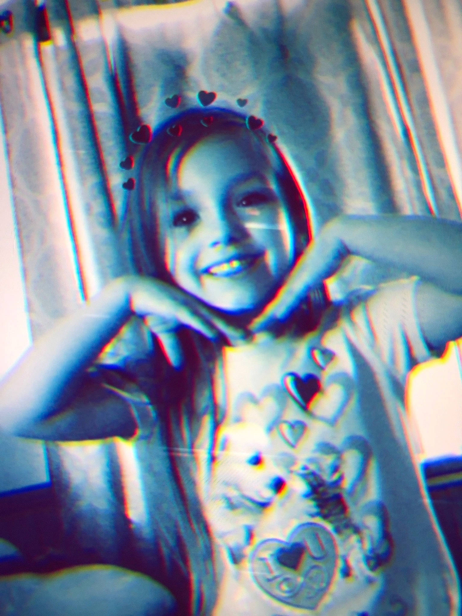 Macy is registered to the contest to win money with this photo: art, beauty, blue, cg_artwork, electric_blue, flesh, joy, person, photography, smile, visual_arts