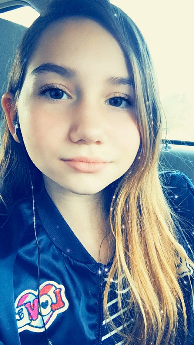 Carlee joined the competition — help win amazing prizes! beauty, black_hair, chin, cool, eye, eyebrow, face, forehead, hair, hairstyle, head, jaw, lip, long_hair, mouth, nose, person, photography, selfie, skin