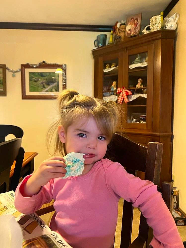 Alyza is registered to the contest to win money with this photo: baby, baby_toddler_clothing, chair, child, comfort_food, event, fun, happy, iris, party, person, picture_frame, plate, play, room, shelf, sitting, sweetness, tableware, toddler