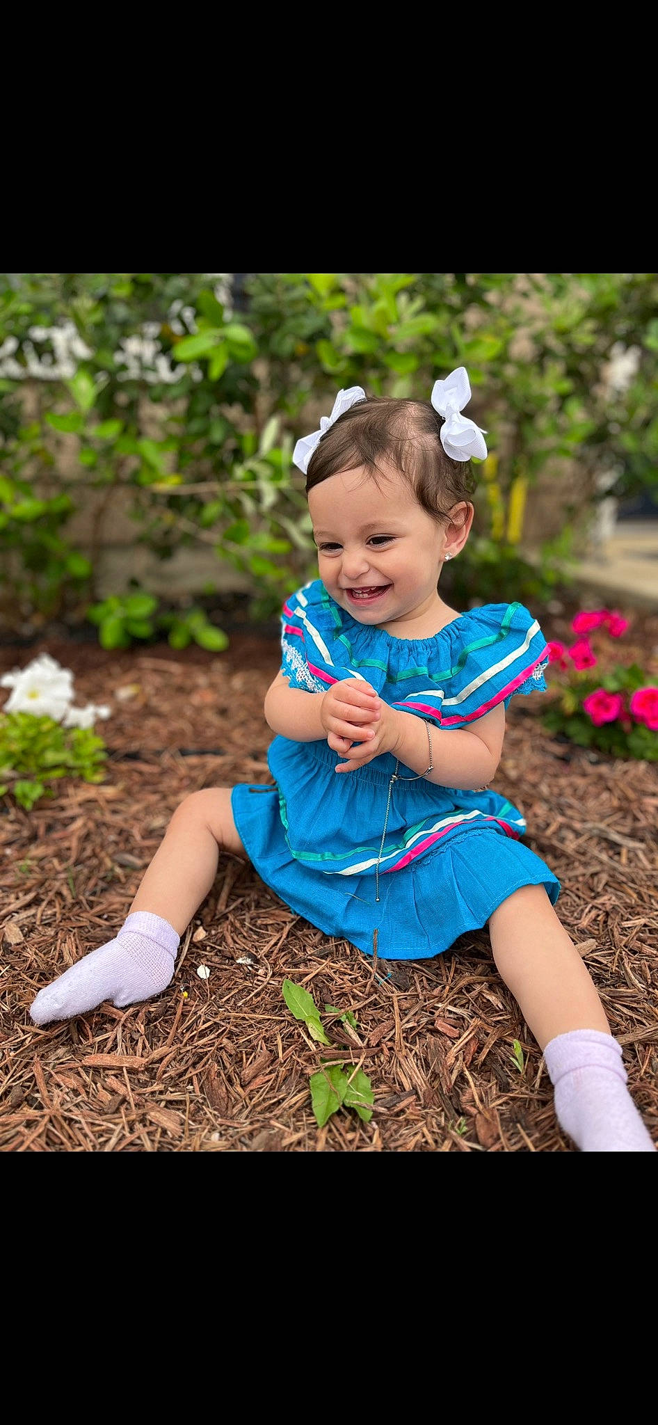 Aryana is registered to the contest to win money with this photo: baby, baby_toddler_clothing, child, dress, electric_blue, eye, face, flash_photography, fun, grass, happy, iris, jewellery, joy, people_in_nature, person, pink, plant, sleeve, smile