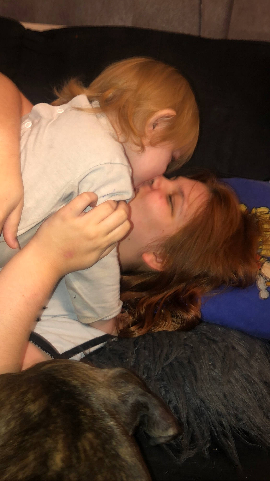 Gaël a rejoint le concours — aidez-le/la à gagner de superbes lots ! child, ear, fun, gesture, interaction, long_hair, person, toddler