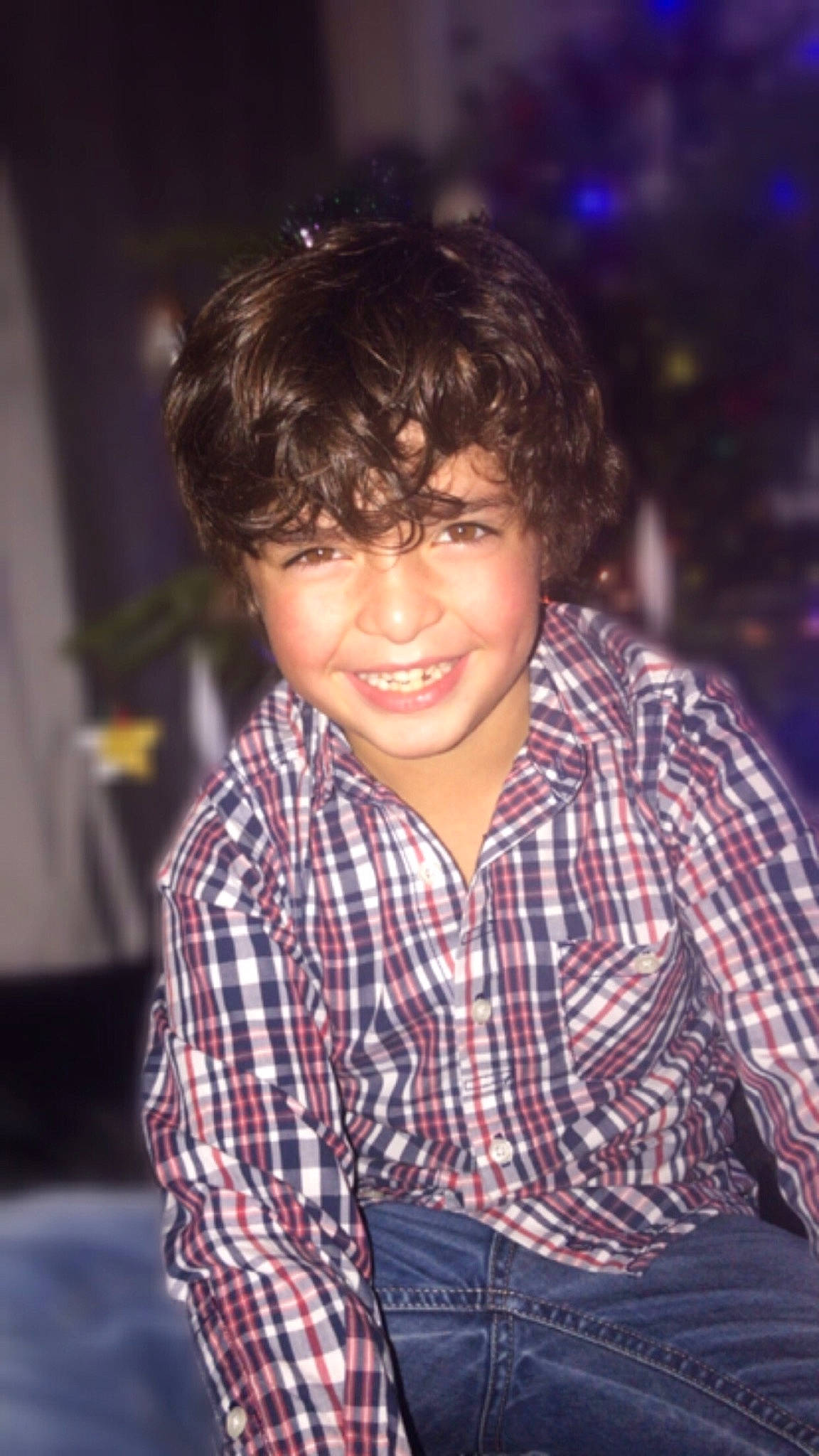 Evan a rejoint le concours — aidez-le/la à gagner de superbes lots ! bangs, cheek, child, chin, dress_shirt, electric_blue, eye, face, flash_photography, forehead, fun, happy, human, joy, lip, nose, person, plaid, shirt, sleeve